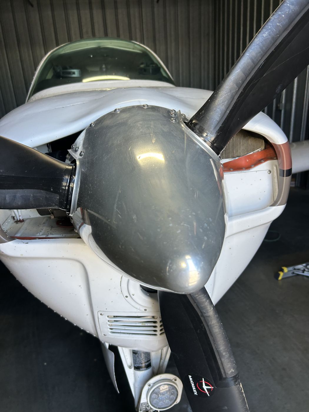 Spinner and nose before detailing